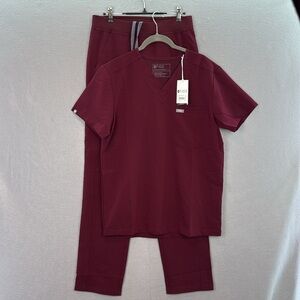 Figs - NWT Men's Burgundy Scrub set of top & Pants size S